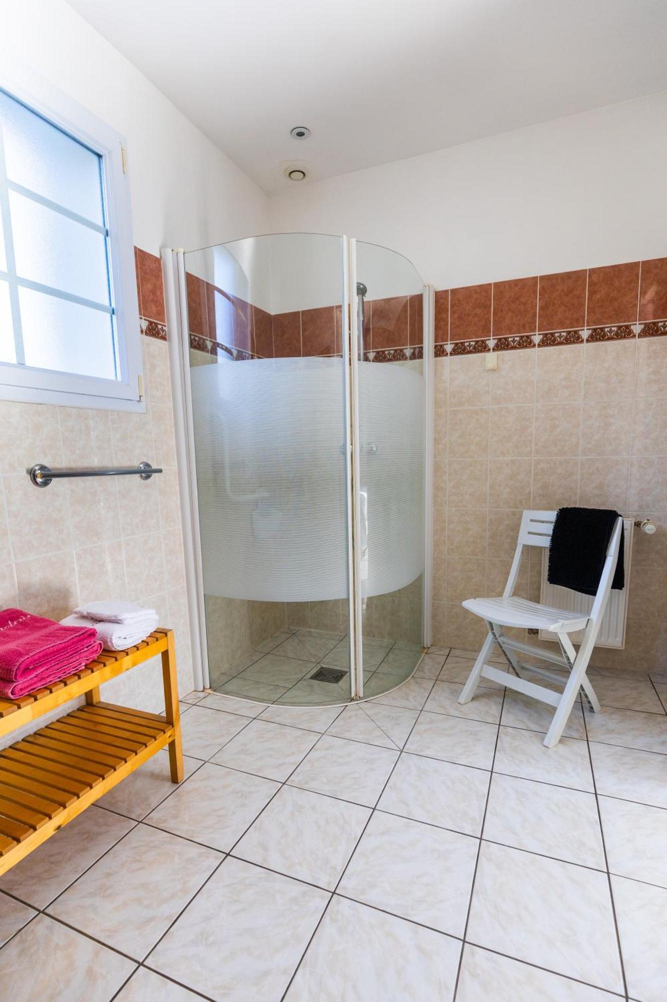 La Minoterie Bed & Breakfast Tessy-sur-Vire Bilik gambar